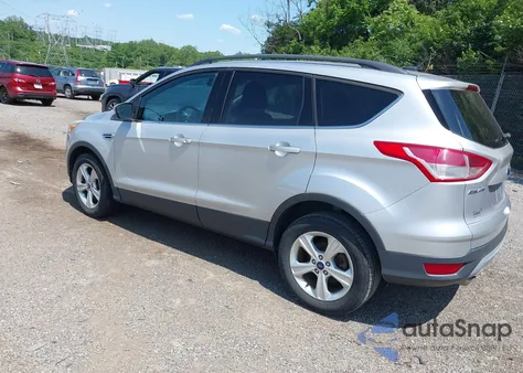 2015 Ford Escape Se z USA, uszkodzony, nr VIN 1FMCU9GX5FUB18177